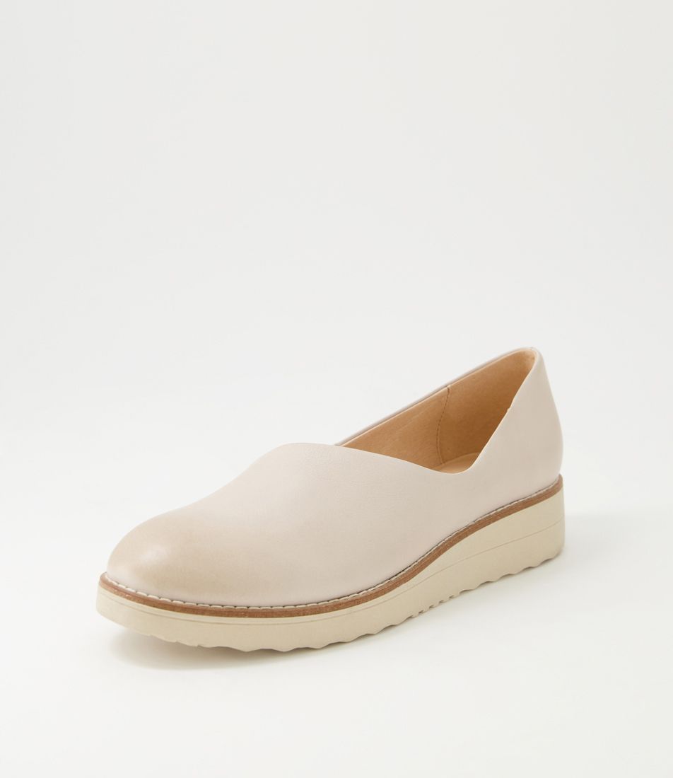Ohdear Nude Leather Flat Shoes