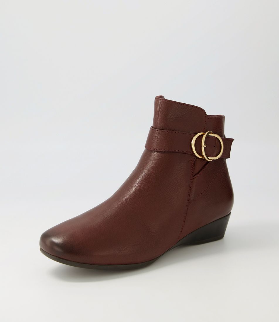 Rachii Wine Leather Ankle Boots