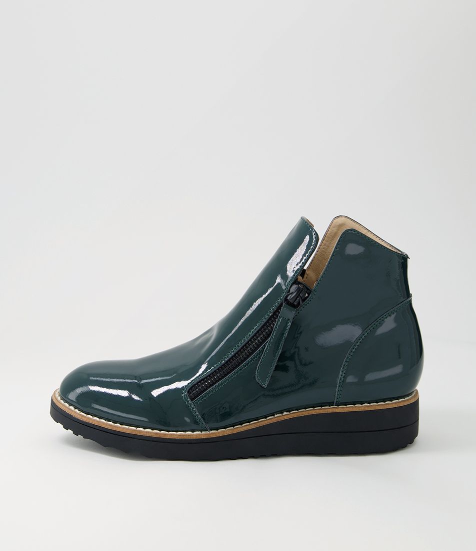 Ohmy Forest Black Patent Leather Ankle Boots