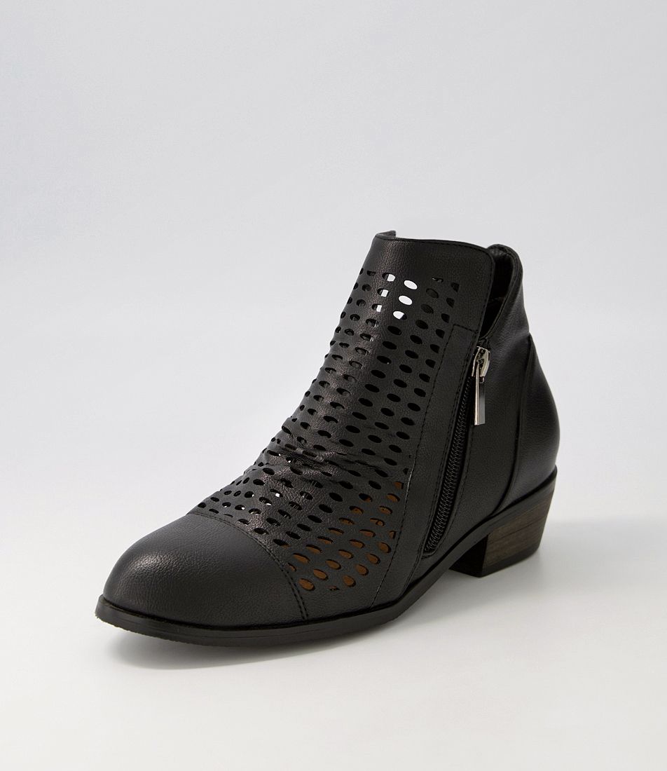 Calissie Black Ankle Boots