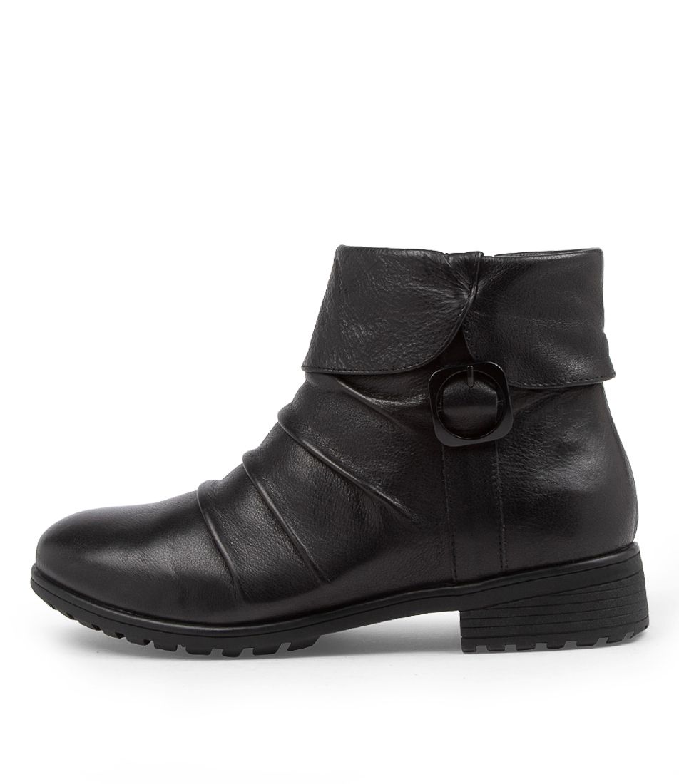 Ellins Black Leather Ankle Boots BH
