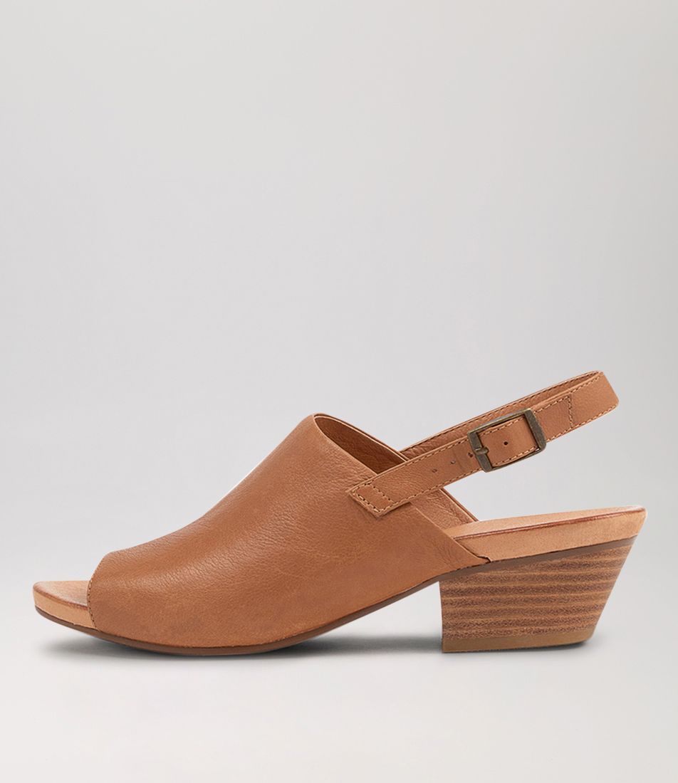 Cierrah Dark Tan Leather Sandals