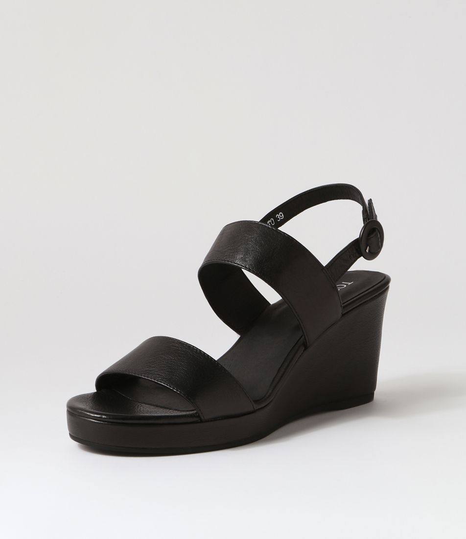 Walbi Black Leather Sandals