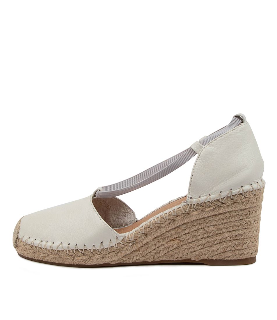 JANEYS TO WHITE LEATHER