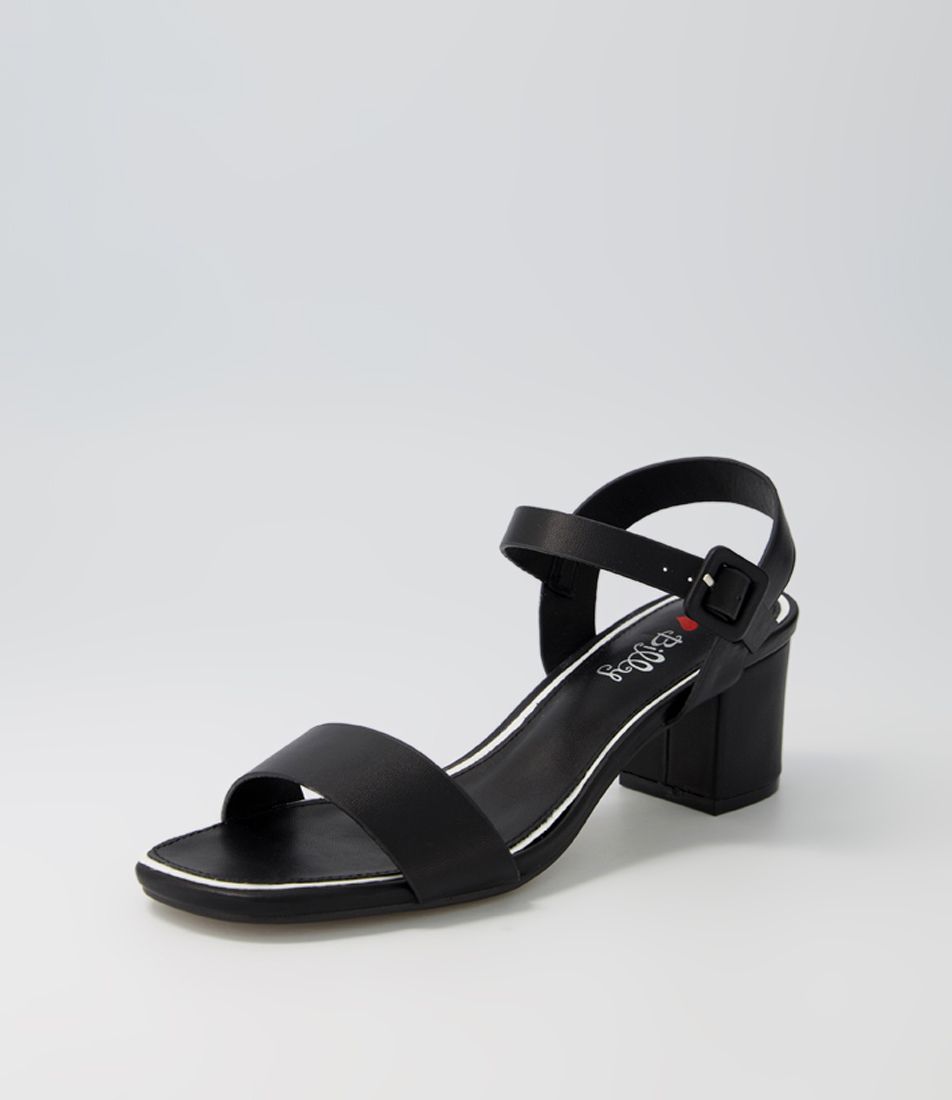Loma Black Sandals