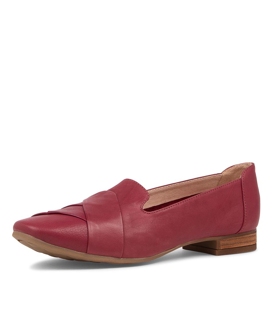 TILONY PINOT LEATHER LOAFERS