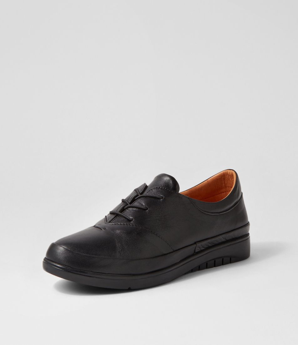 Drannor Black Leather Lace Up Flats