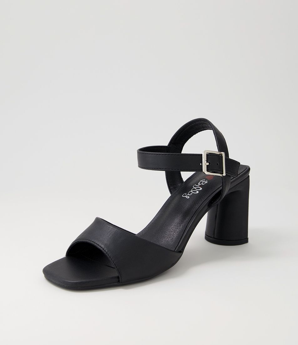 Kisheen Black Sandals