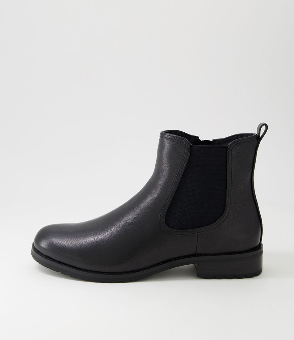 Hooray Black Leather Chelsea Boots