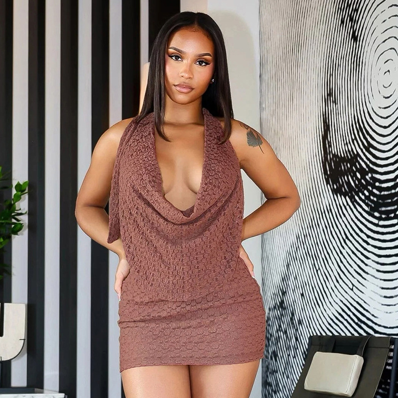 Women Spring and Summer Halter Neck Backless Top and Skirt Two-Piece Set