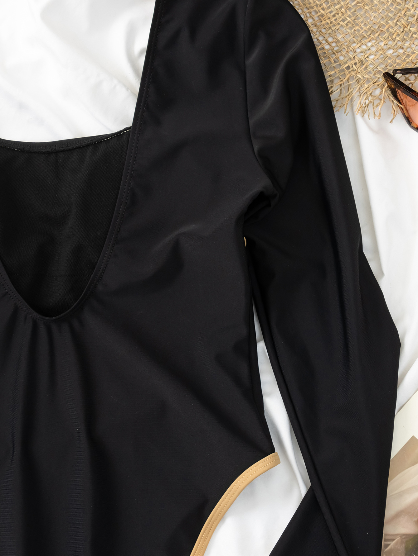 Women Backless One-piece Swimsuit