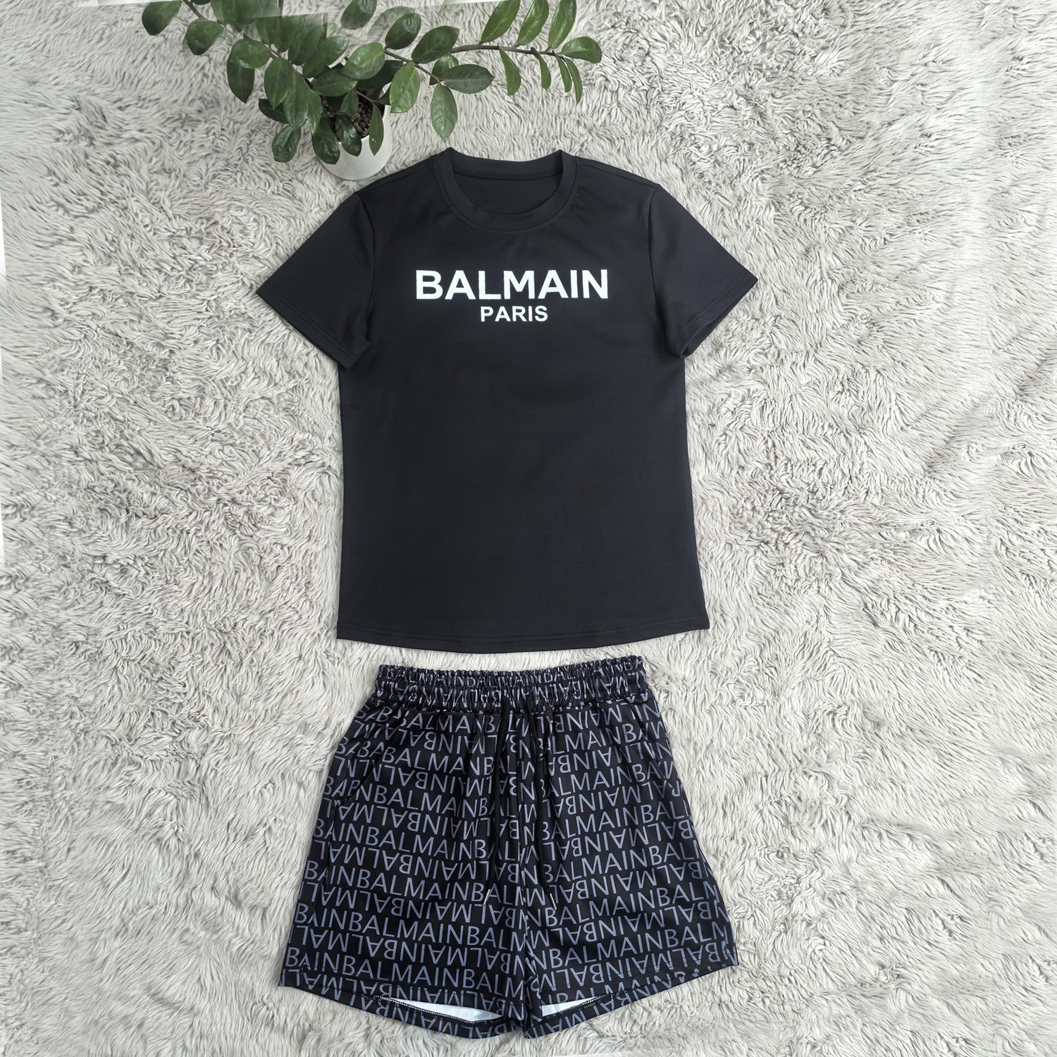 Women summer casual top and printed shorts two-piece set