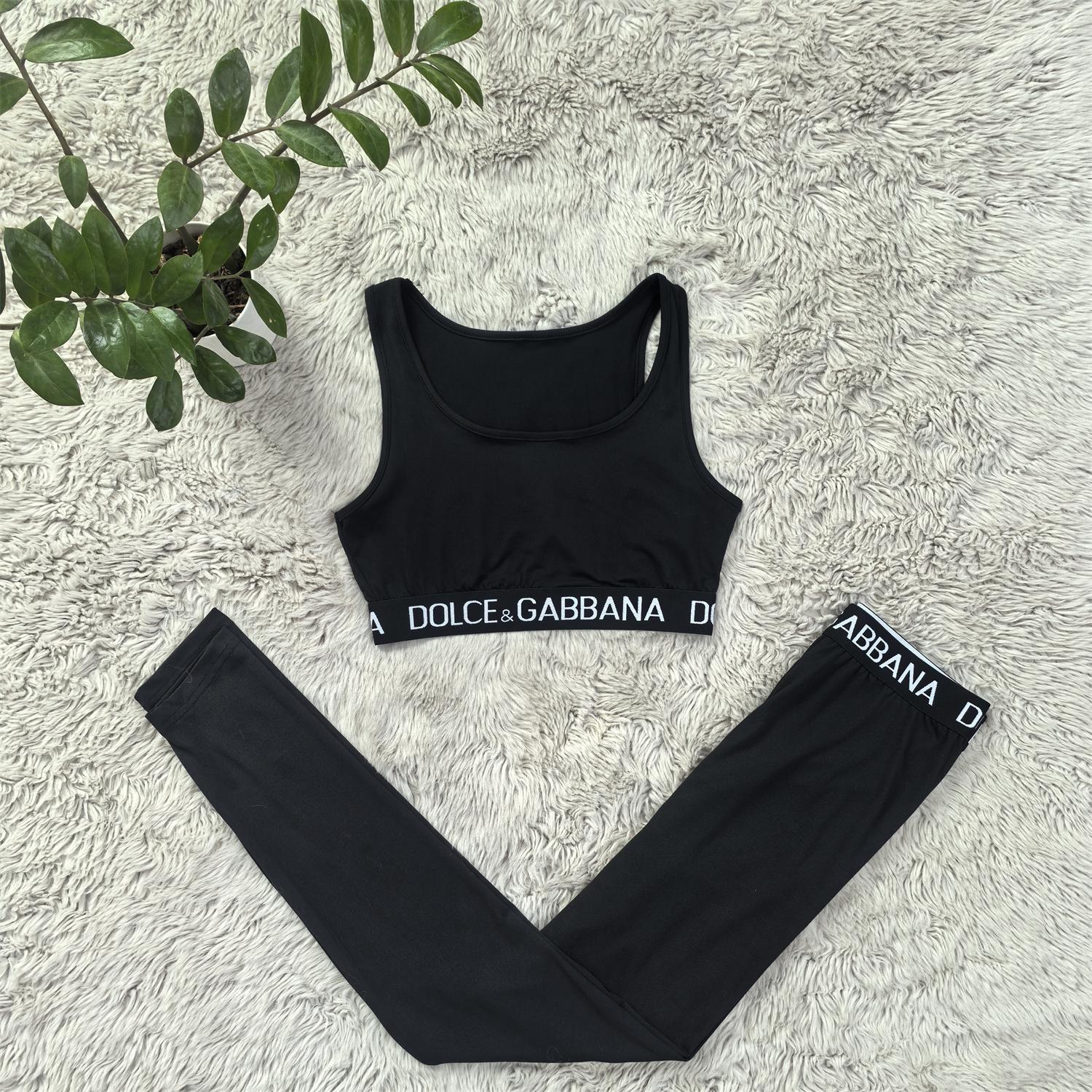 Women summer sports vest and trousers Casual two-piece set