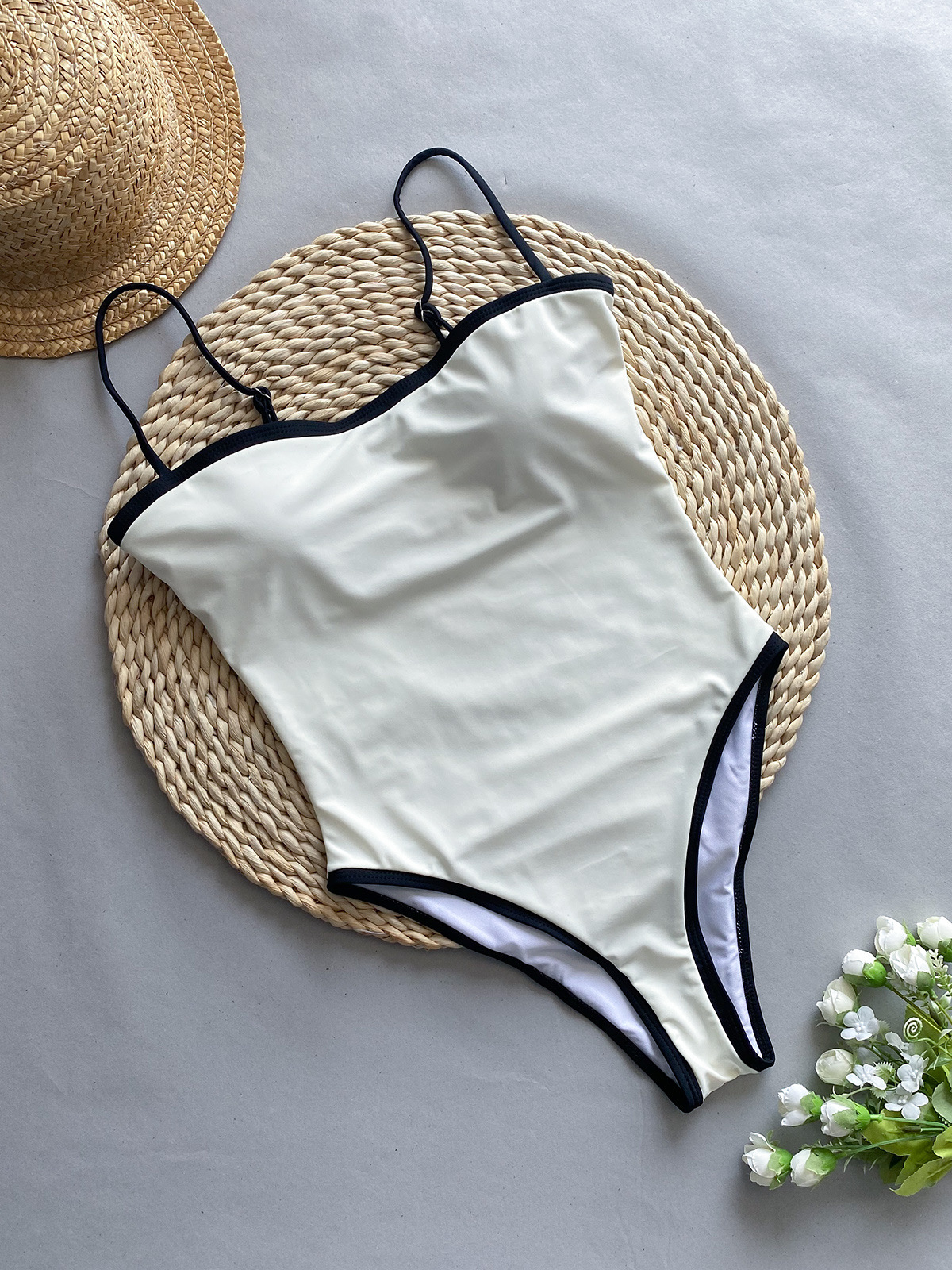Women Contrast Color Strap One Piece Swimsuit