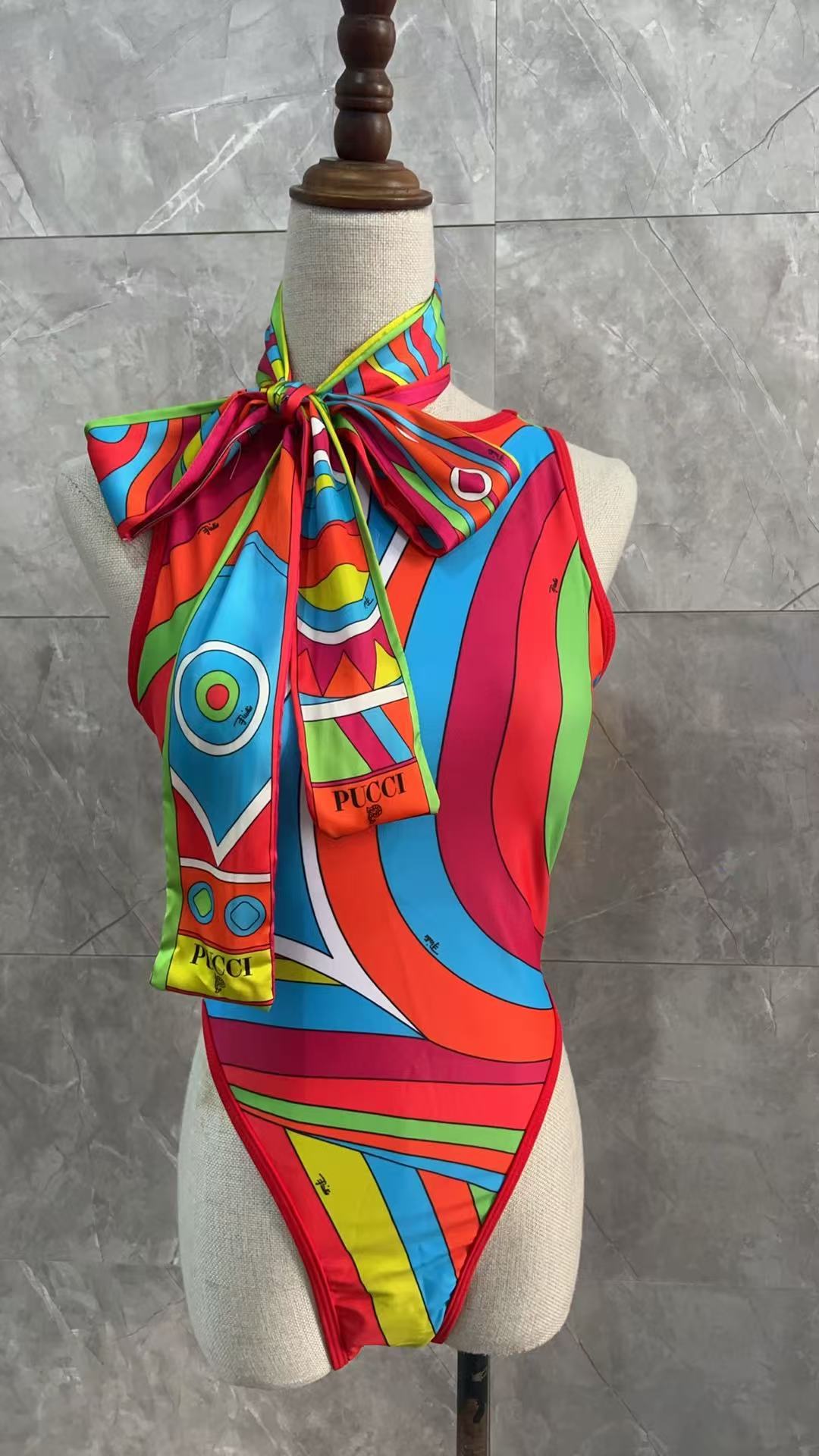 Women bikini sexy one-piece swimsuit Two Piece Set