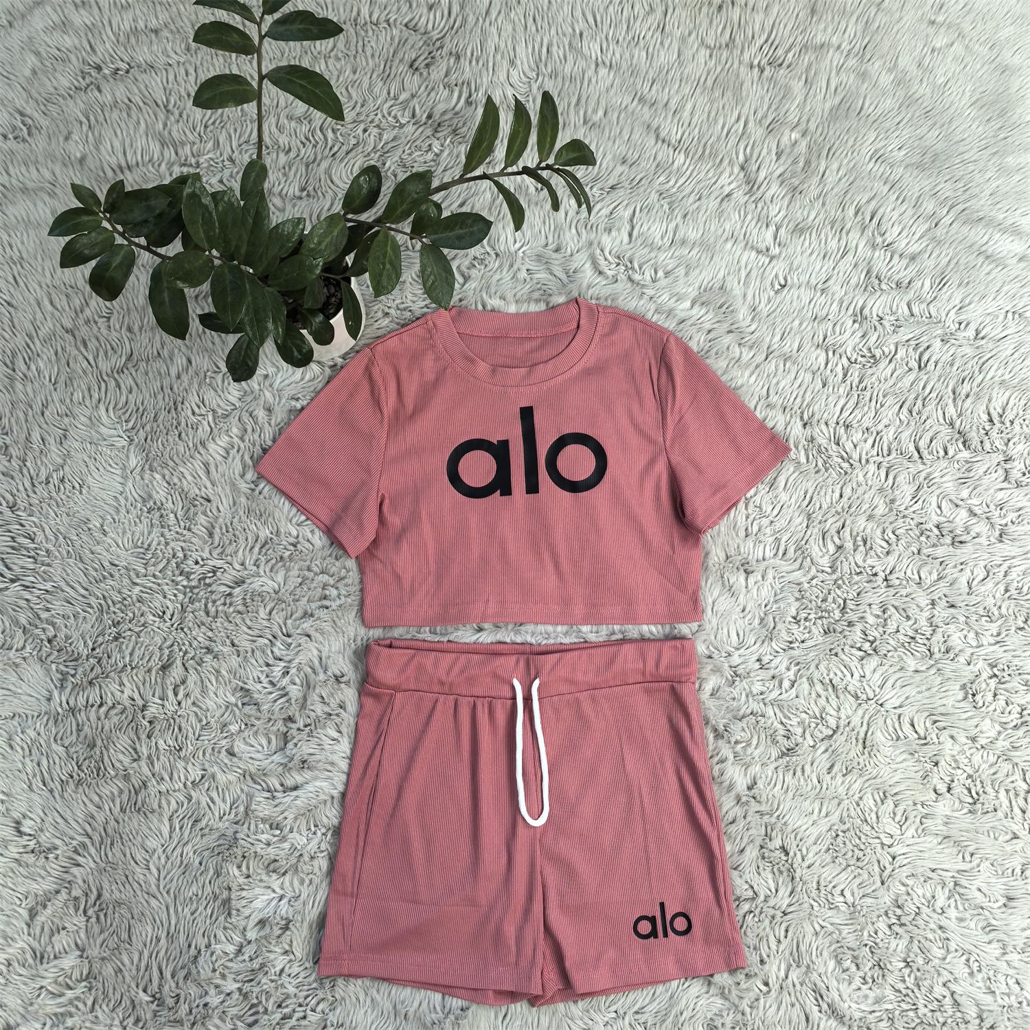 Women summer Stretch Round Neck short-sleeved top and shorts two-piece set
