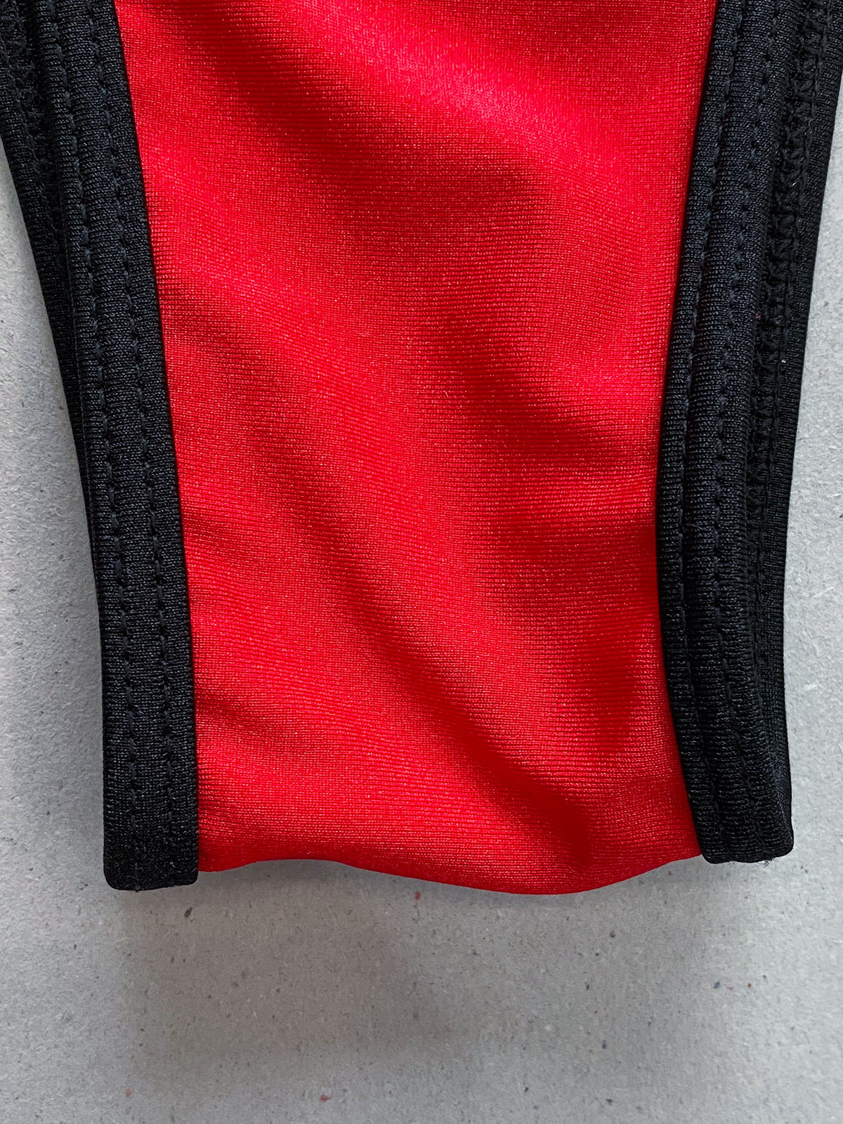 Sexy Colorblock Back Cross Straps One-Piece Women's Swimsuit