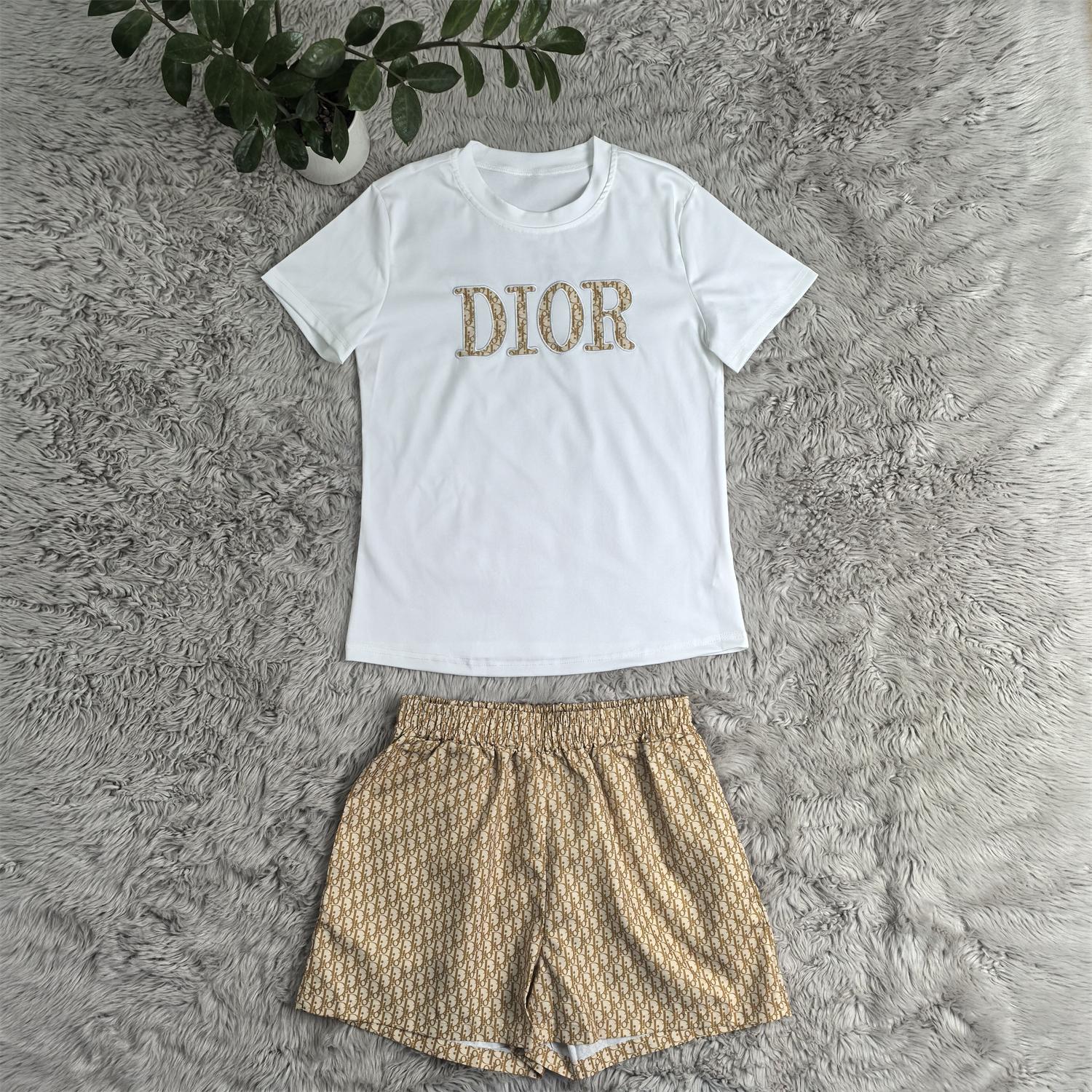 Women summer embroidery + printed short-sleeved top and shorts two-piece set