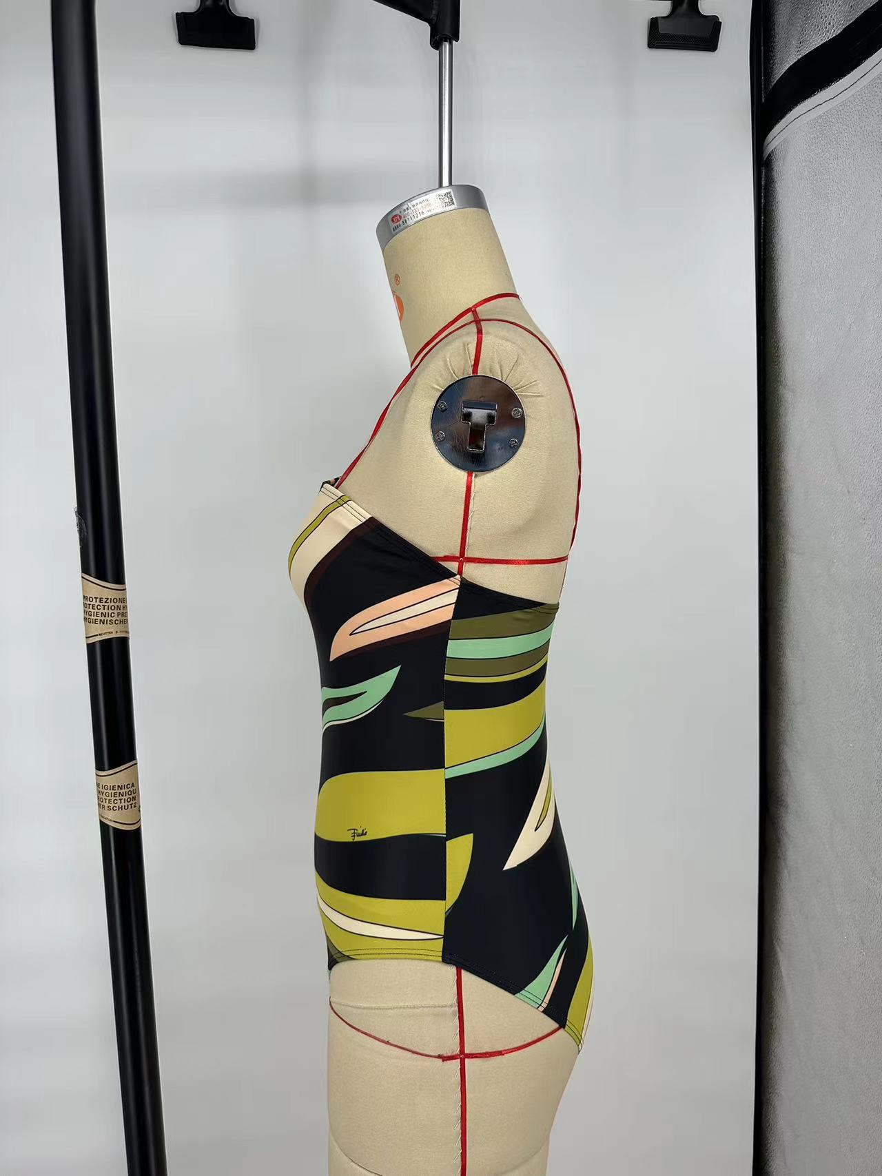 Women's One Shoulder Printed one-piece swimsuit