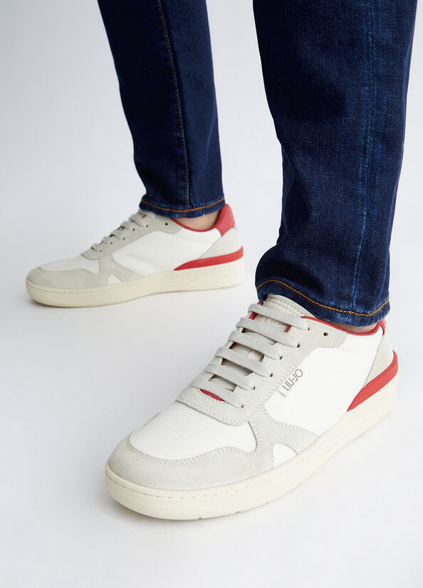 Sneakers in canvas