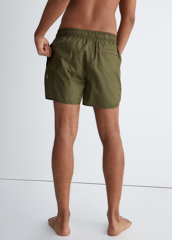 Boxer da mare verde militare