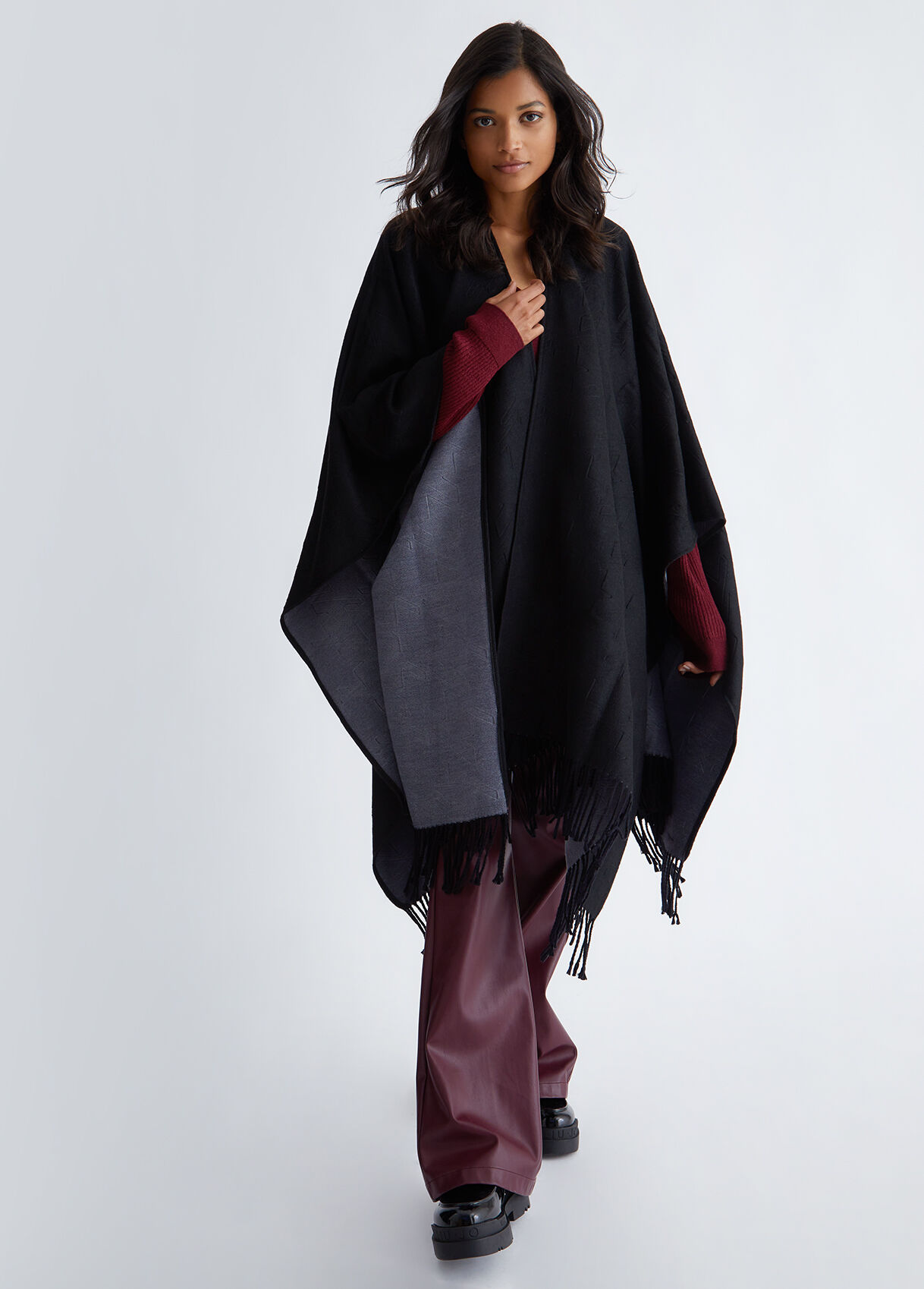 Poncho with logo