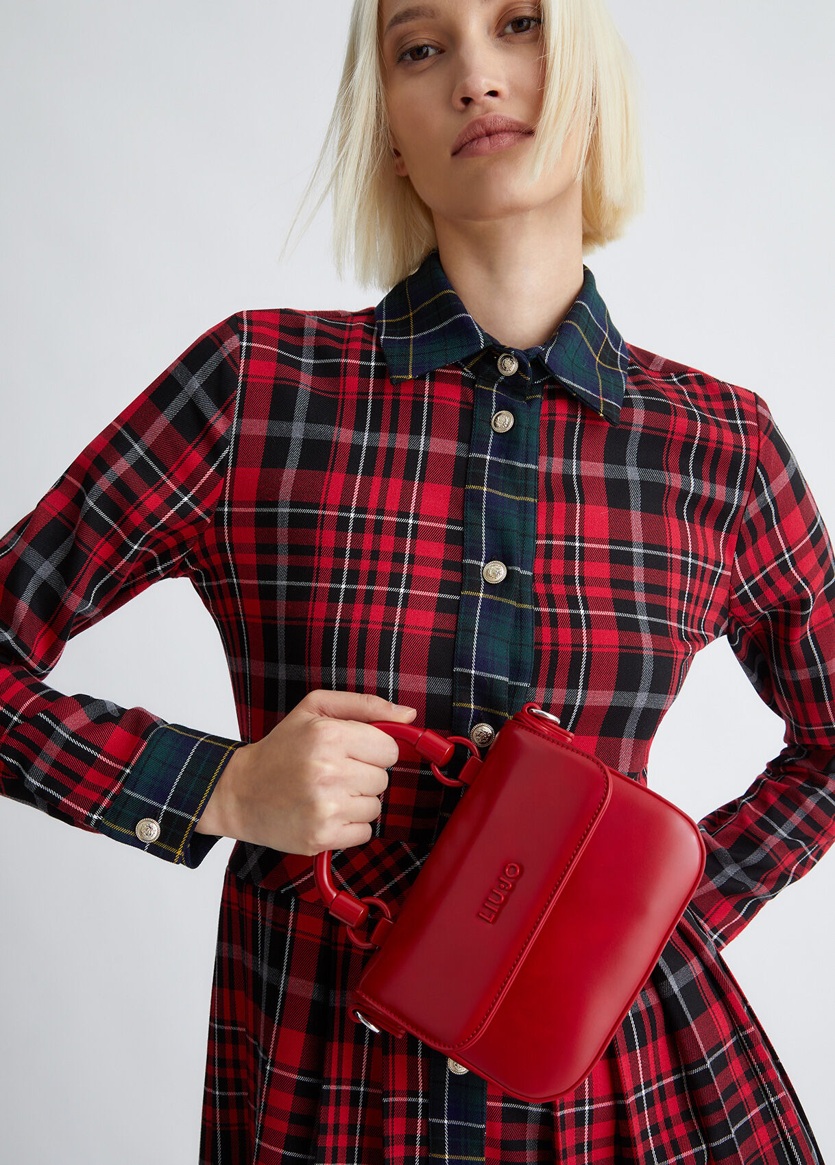 Handbag with logo