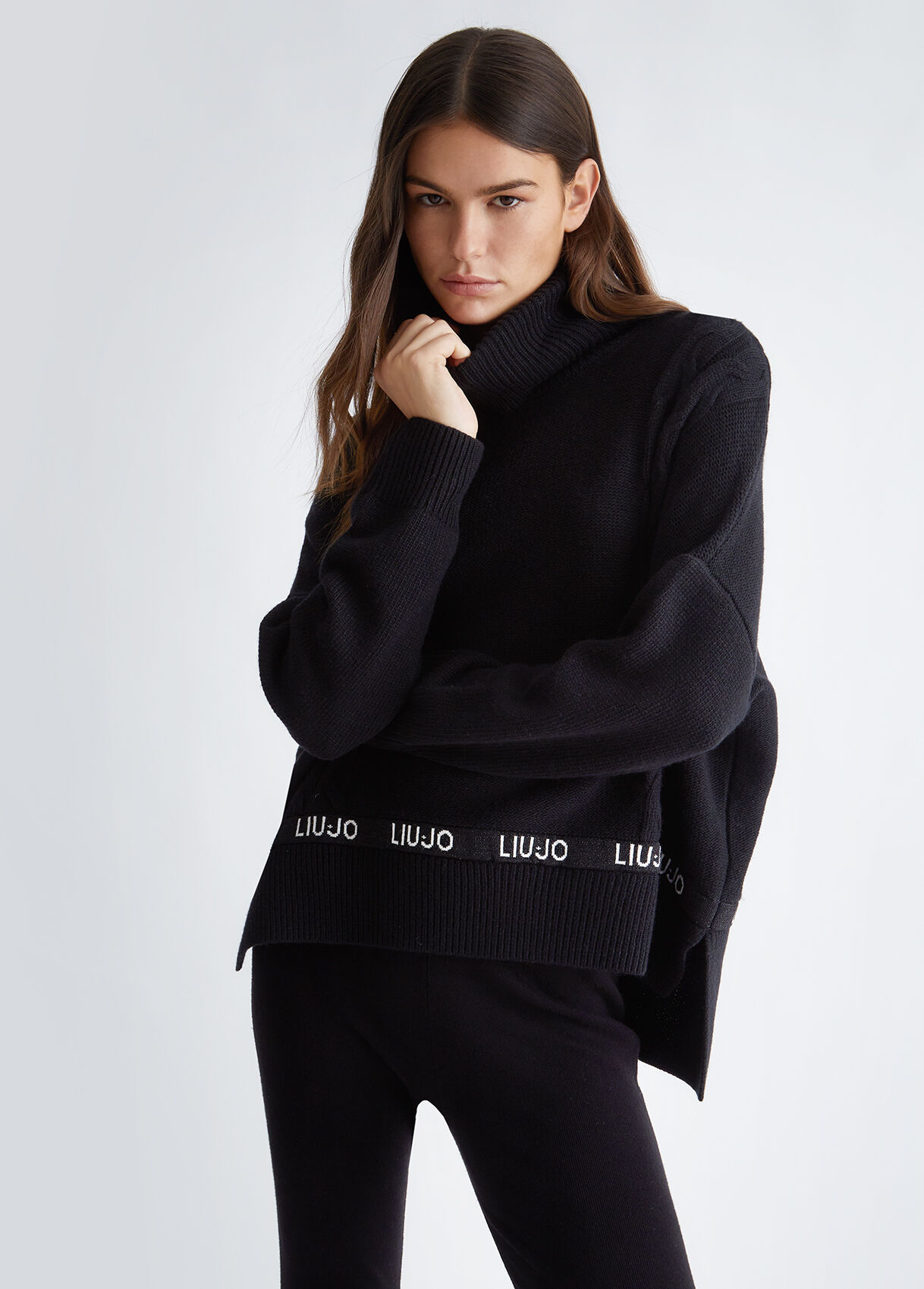 Turtleneck with logo