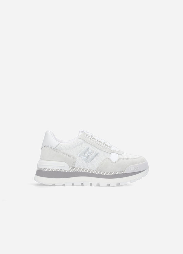 Sneakers in brighty mesh