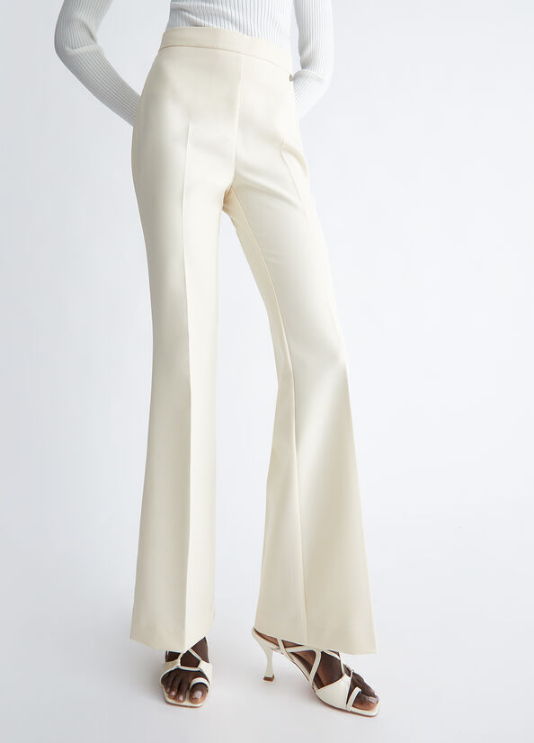 Pantaloni flare stretch