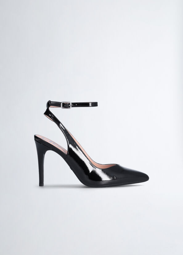 Sling back in vernice