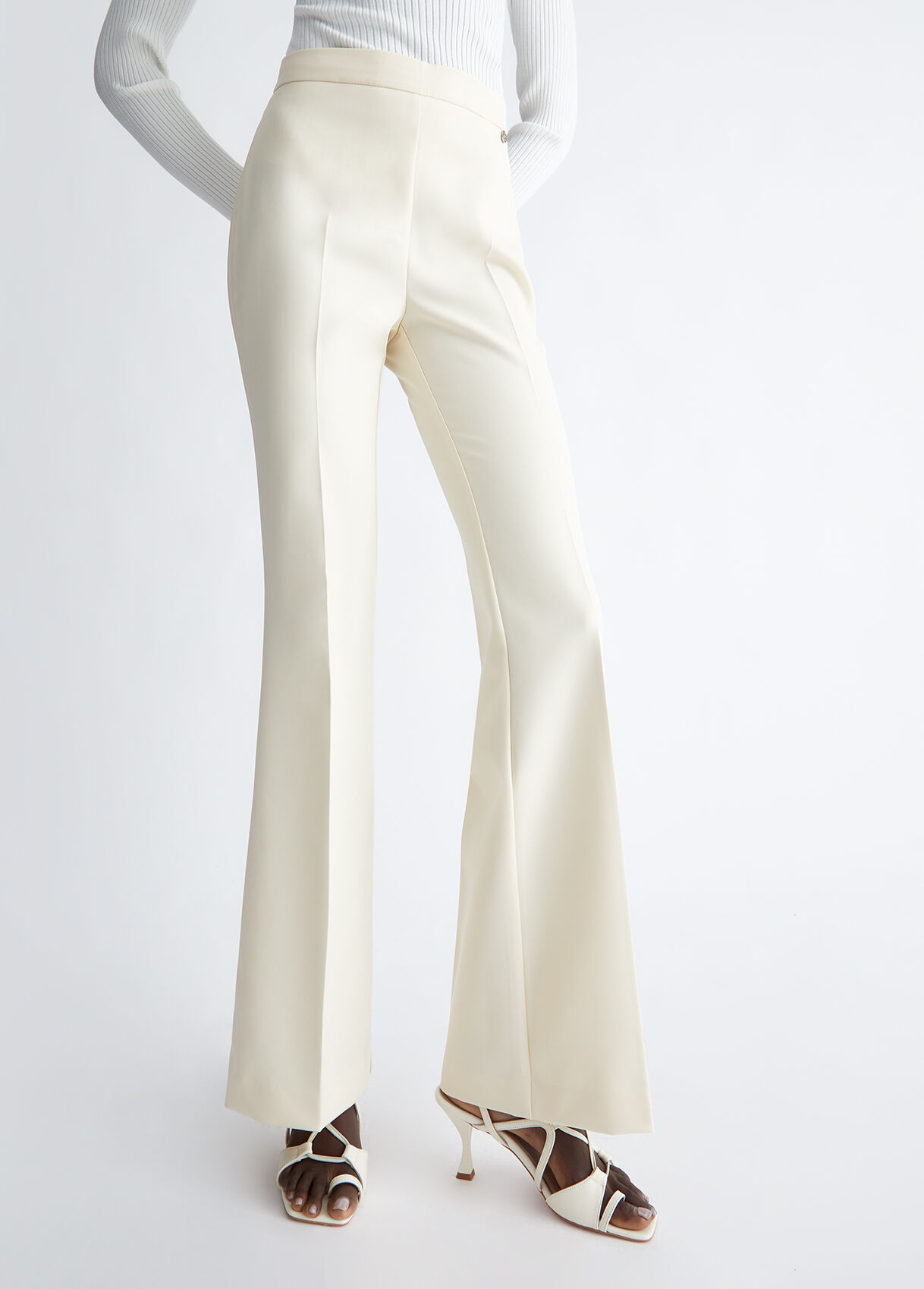 Flare stretch trousers