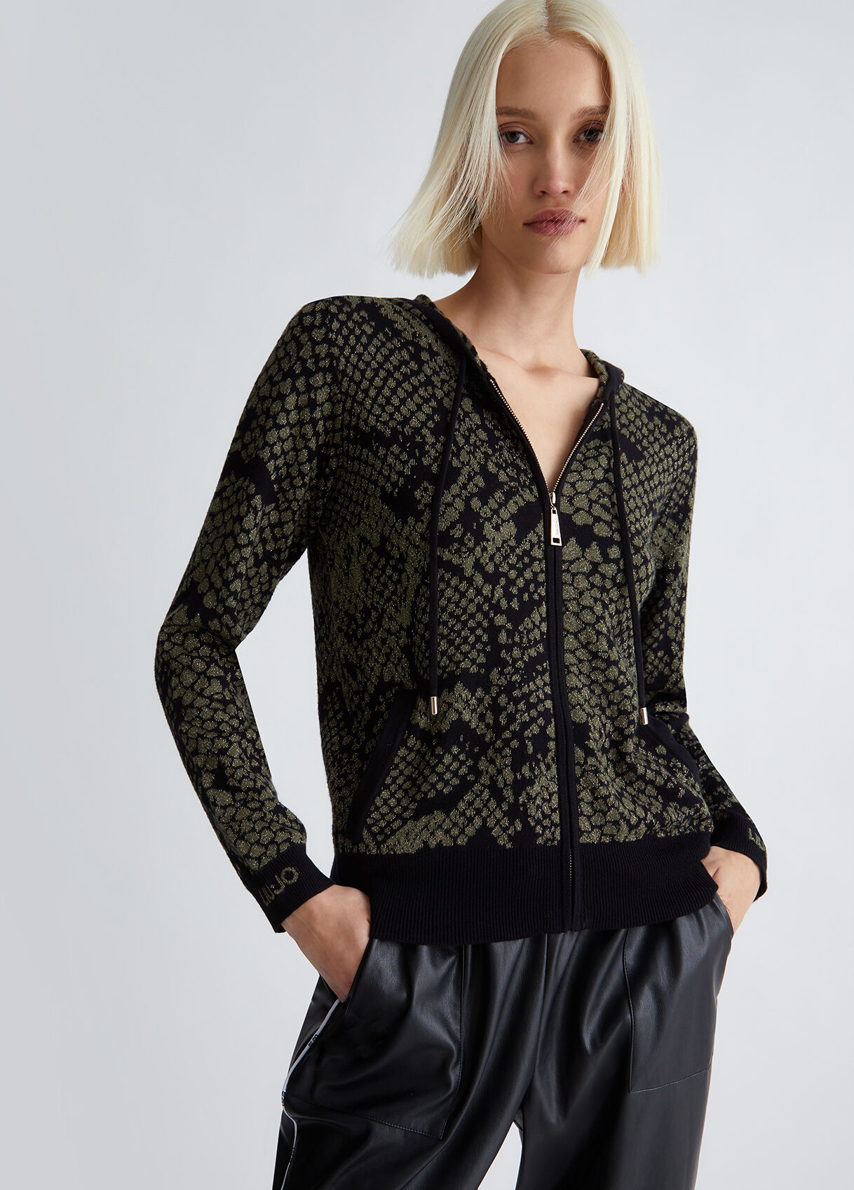 Eco-friendly jacquard sweater with zip
