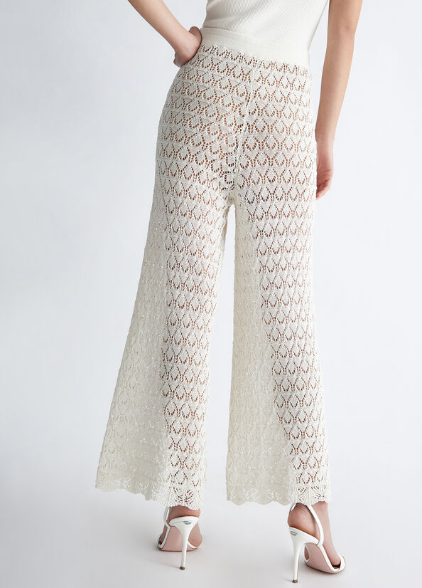 Pantaloni traforati ecosostenibili