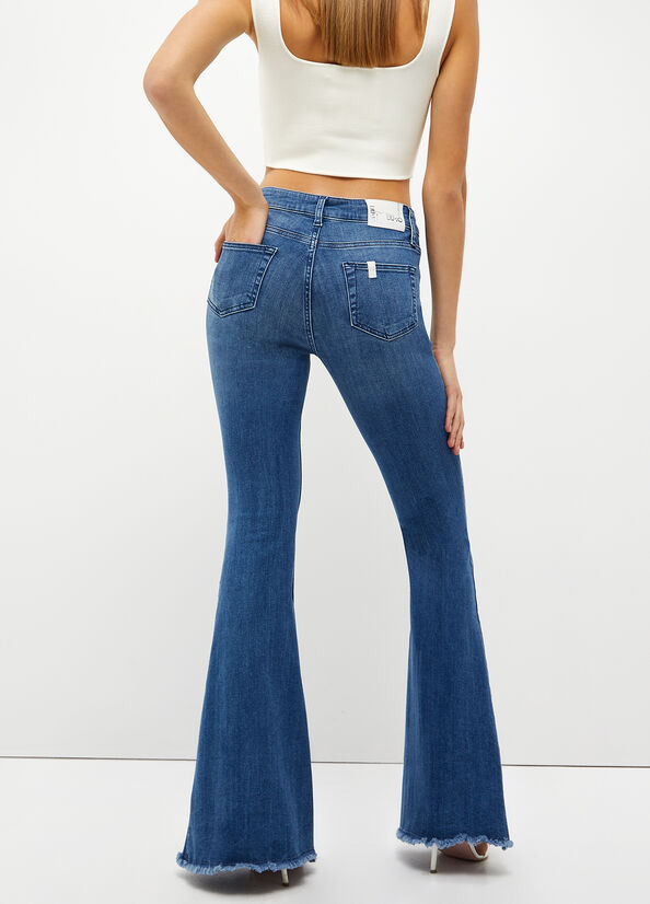 Jeans super flare ecosostenibile