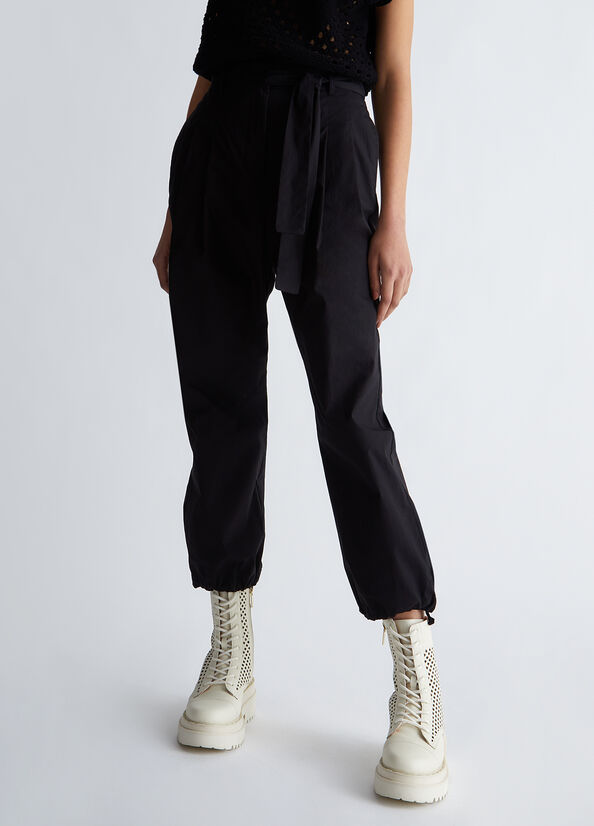Pantaloni in popeline