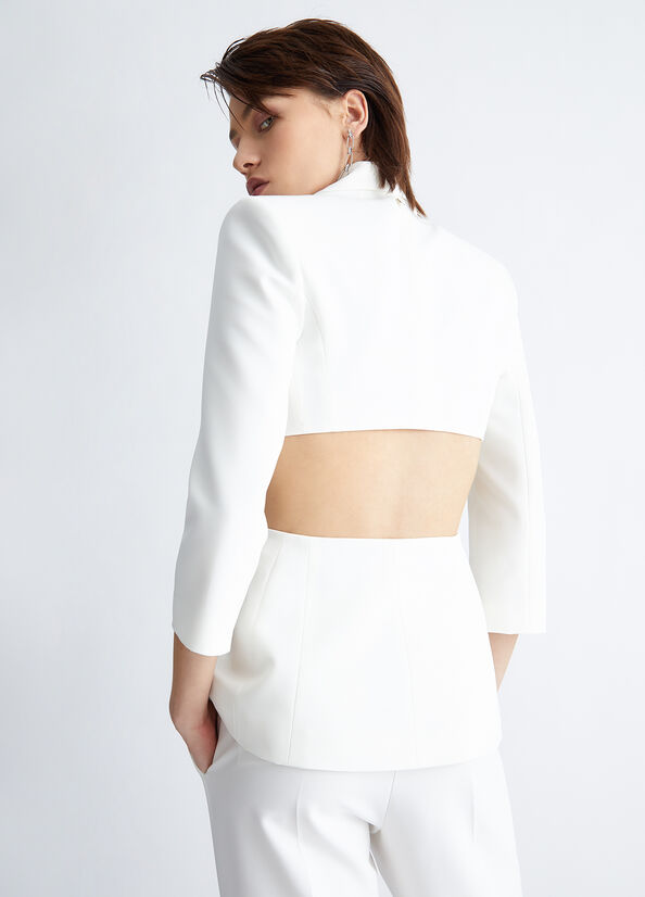 Blazer bianco con cut out