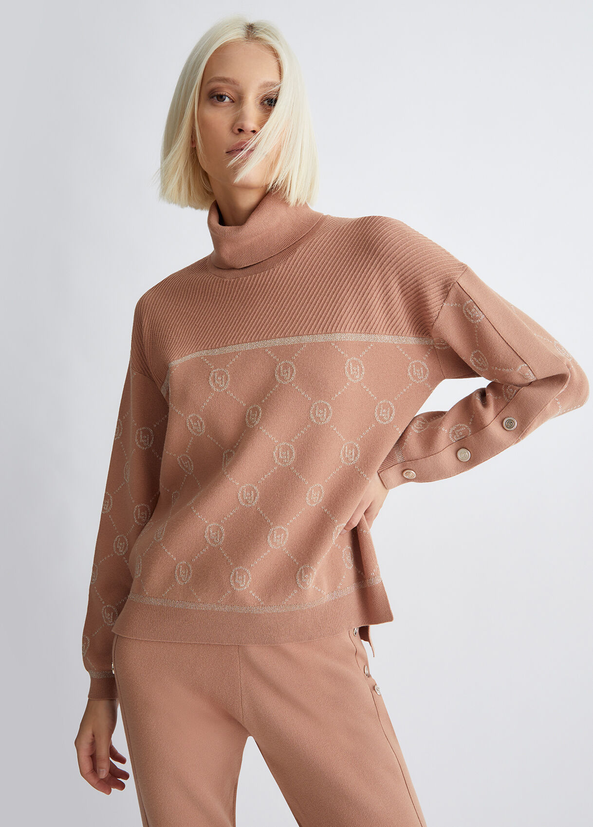 Turtleneck with lurex® logo