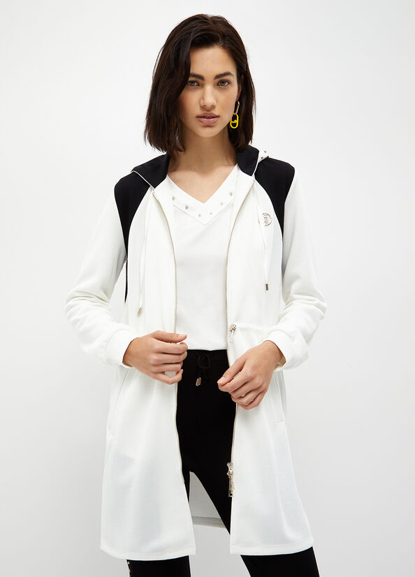 Vestito ecosostenibile con borchie