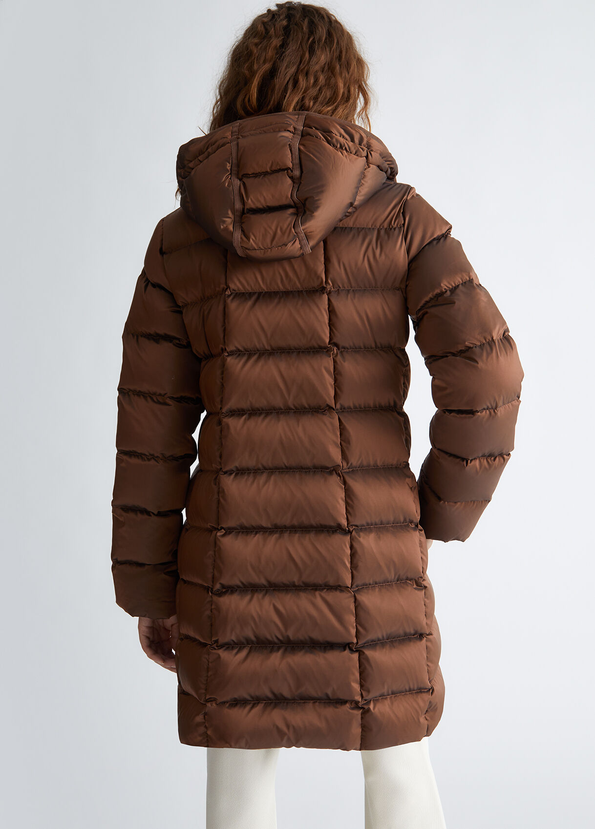 Padded jacket with belt