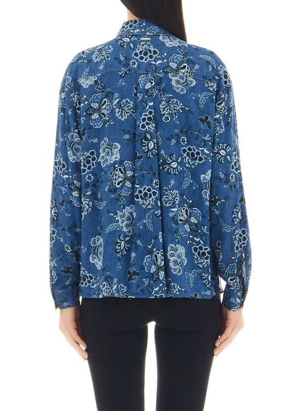 Camicia con stampa foulard