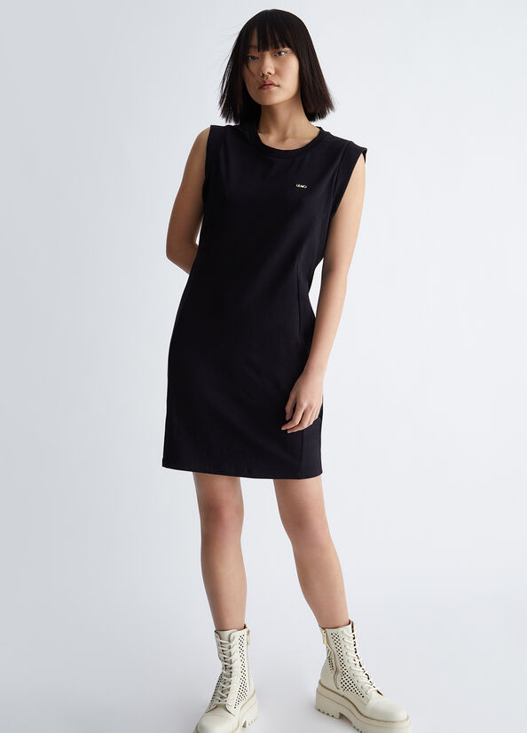 Vestito nero ecosostenibile