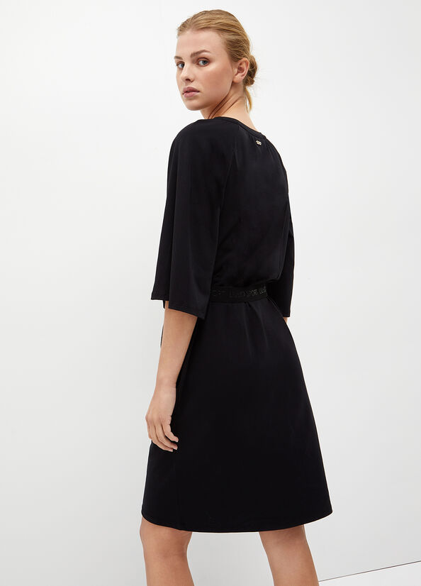 Vestito ecosostenibile con cintura