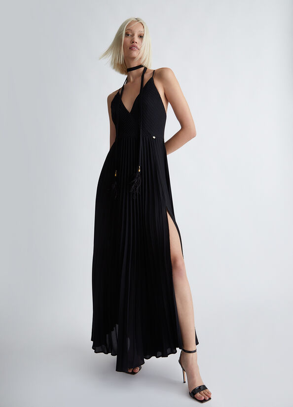 Vestito nero elegante ecosostenibile