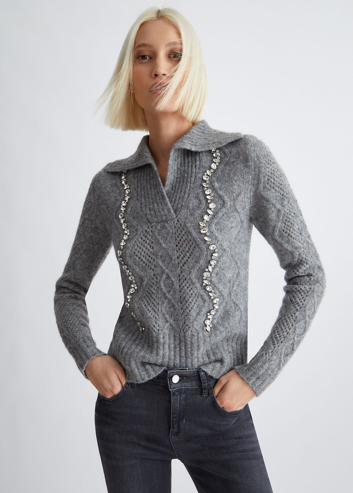 Jumper with jewel embroidery