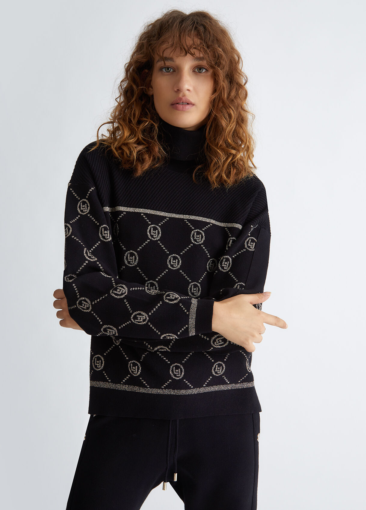 Turtleneck with lurex® logo