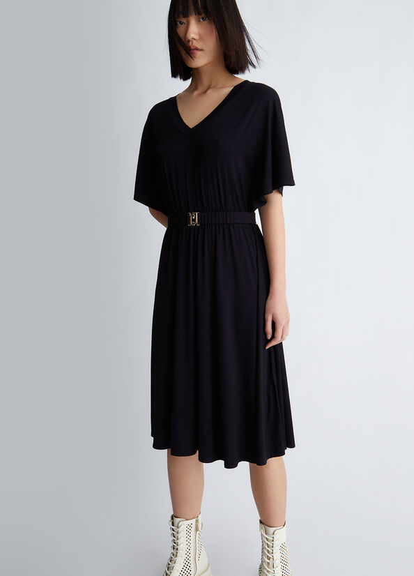 Vestito con cintura