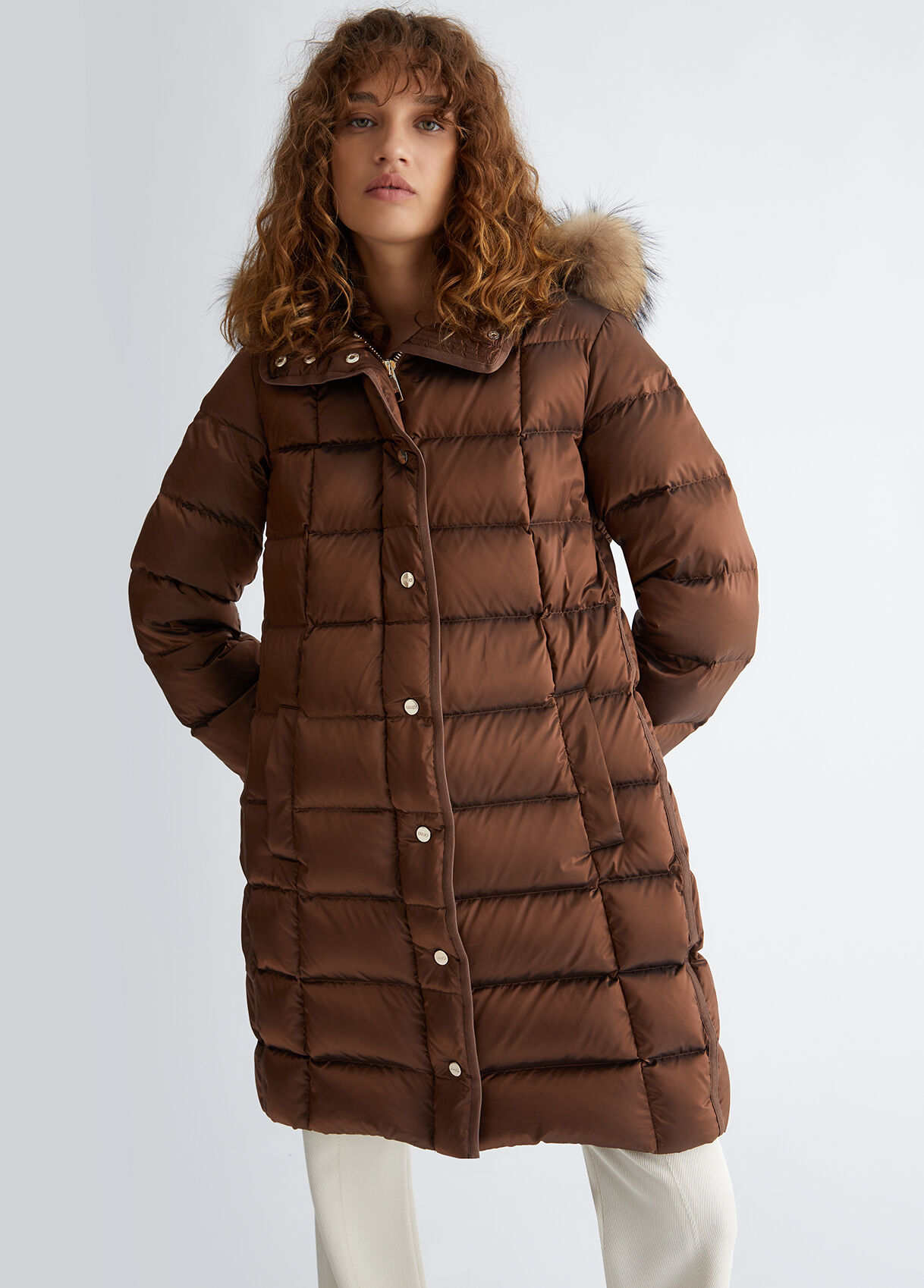 Padded jacket with belt