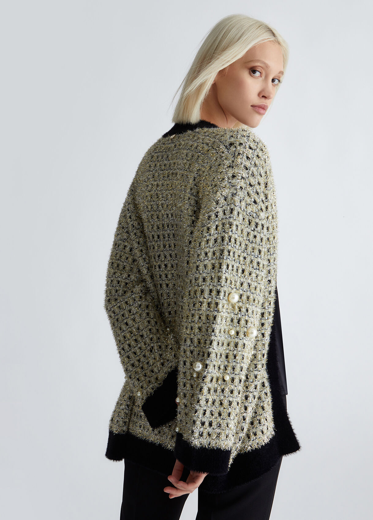 Cardigan with beads