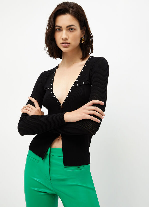 Cardigan nero ecosostenibile con borchie